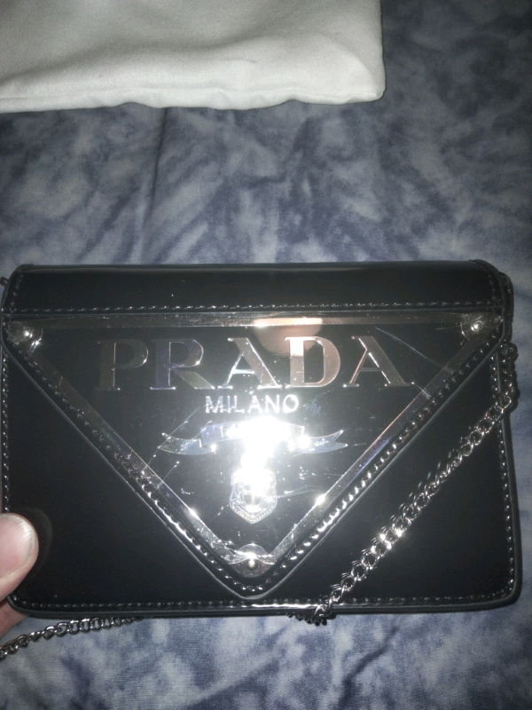 gumtree prada bag